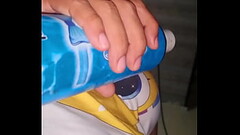 Hermanastra se mete la gran polla de su hermanastro en el culo por un celular. Lana More anal creamp Thumb