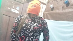SEXO CON MI VIEJA MADRASTRA!! ZORRA GOLOSA ME LLAMA A SU DEPARTAMENTO, LUEGO ME DICE QUE SU MARIDO N Thumb