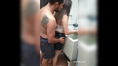 seduzco a mi empleada y aprovecho para tener sexo con ella Thumb