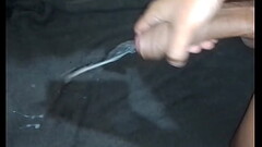 Novinho gozando e jorrando gostoso muita porra em c&acirc_mera lenta Thumb