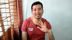 El mejor amigo de mi hermano me encuentra en mi cuarto meti&eacute_ndome un Dildo y termina penetran Thumb