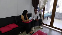 ASISTO A UNA REUNION CON LA ESPOSA DE MI JEFE ANTES DE SU VELORIO, LA CONSUELO CON UNA RICA FOLLADA  Thumb