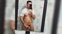 Me voy al ba&ntilde_o a jalarme mi vergota lechera ! Chupame el semen ahora mismo Thumb