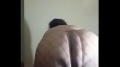 Gordinho CDzinha enfiando consolo no cu Thumb