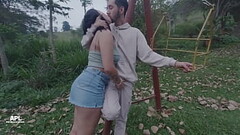 Mi hermosa hermanastra me da placer dej&aacute_ndome follarla para ayudarme a olvidar a mi exnovia.  Thumb