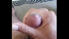 Cheguei em casa cheio de tes&atilde_o, ap&oacute_s ter trabalhado &agrave_ noite inteira, estou sozi Thumb