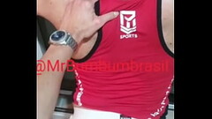 PUTA ESPERA O MACHO DEITADA DE RABO PRA CIMA SEDENTA POR PIKA Thumb