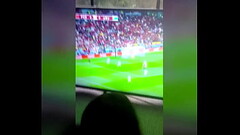 me follo a la mama de mi amigo mientras vemos el juego de Portugal Vs Uruguay 2-0 que rico es Thumb