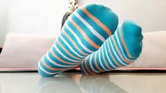 Do you like to smell worn socks? Luxurious Dominatrix in lingerie will give you the opportunity to s Thumb