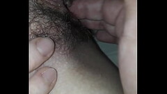 Meu corninho gosta de me masturbar todos os dias depois que chega do trabalho e eu fico toda molhadi Thumb