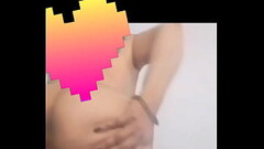 Amiga latina se prepara para una jornada de sexo. Thumb