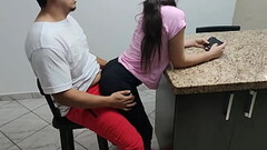 Me Gusta Jugar Sentada en las Piernas de mi Tio Thumb