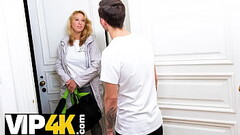 SHAME4K. Woman stops taking a shower in favor of sex with the pervert Thumb