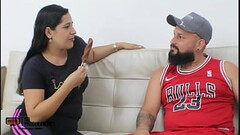 La puta de mi suegra me invita a rellenar su helado con mi propia leche - Parte 1 Thumb
