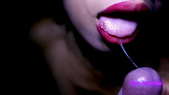 Mi hermanastra susy me da una sensual mamada y me corro mucho en su boca muy sexi Thumb