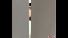 Eu espiando o novinho metendo na minha esposa. (eles n&atilde_o sabiam que eu estava vendo) Thumb