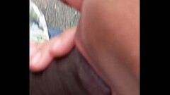 Casada gostosa foi pega no flagra chupando a rola do Kingblack em p&uacute_blico no mirante da praia Thumb