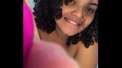 Metendo o dedo no cuzinho pela primeira vez Thumb