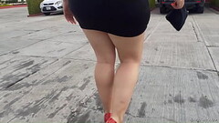 Me voy de escort y el cliente invita a mi marido cornudo a ver como me coge sin cond&oacute_n y a ba Thumb