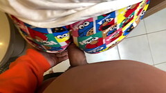 Hermanastro no me la metas por el culo me duele mucho | mi hermanastro entra al ba&ntilde_o mientras Thumb