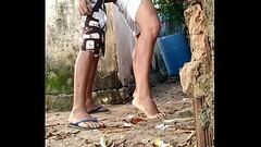 Entregador de &aacute_gua me fudeu no meu quintal Thumb