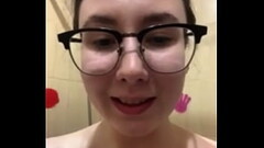 Russian camgirls have fun in the shower Thumb