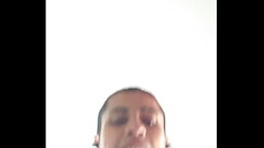 El novio de mi amigo me da unas mamadas tan deliciosas que me deja temblando como Bambi. Thumb
