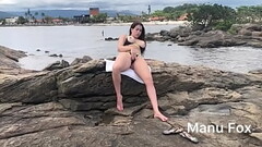 Manu Fox peladinha e gozando na praia - Produ&ccedil_&atilde_o Rubens Badar&oacute_ Thumb