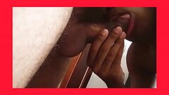 Chupando a rola grossa do casado Thumb