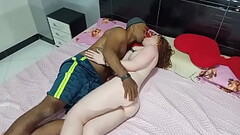 Comi a albina gulosa no quarto e no banheiro e enchi a buceta dela de porra e fiz ela chupar meu pau Thumb