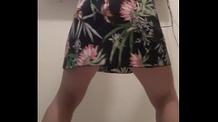 Dan&ccedil_ando de vestido sem calcinha Thumb