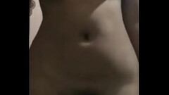 Desi girl showing boobs and pussy Thumb