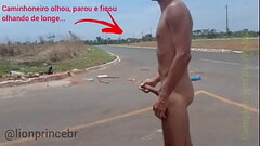 Caminhoneiro me viu pelado na rua e parou para admirar Thumb