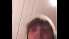 Amateur teen doing a fine job with her mouth Thumb