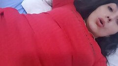 Mimi se masturbando ate sacar leitinho da sua bucetinha Thumb