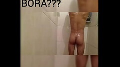 Um banho caprichado antes de ir dar o cu para o macho da rola grossa Thumb