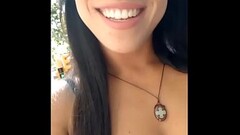 Novinha safada gozando no meio do parque p&uacute_blico em Barcelona ! Thumb