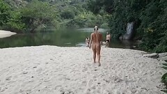 Caiu na net !!! Bastidores de um filme porno Brasileiro no barco !!!. ( Paty bumbum e Agatha Ludovin Thumb