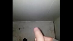 Me jalo la verga en el trabajo Thumb
