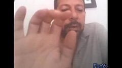 arabe casado exibindo pau grosso na cam Thumb