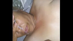 mi esposa caliente quere que le eche la leche en la carita de puta que tiene Thumb