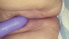 Bubblz Galore Cums w Toy Thumb